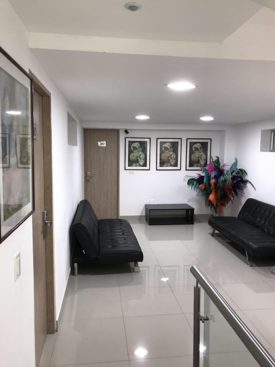 Apartaestudios Laureles Medellín Extérieur photo