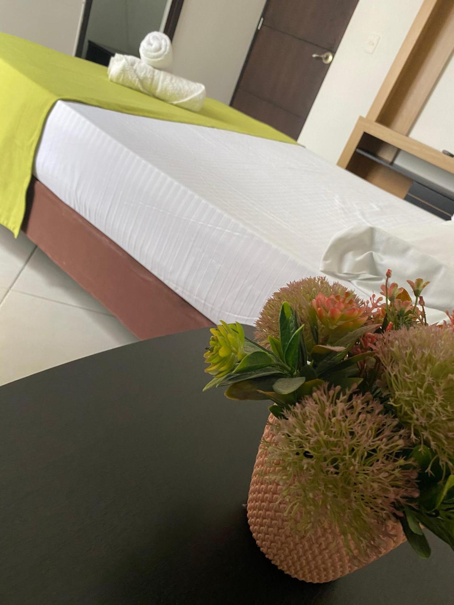 Apartaestudios Laureles Medellín Extérieur photo