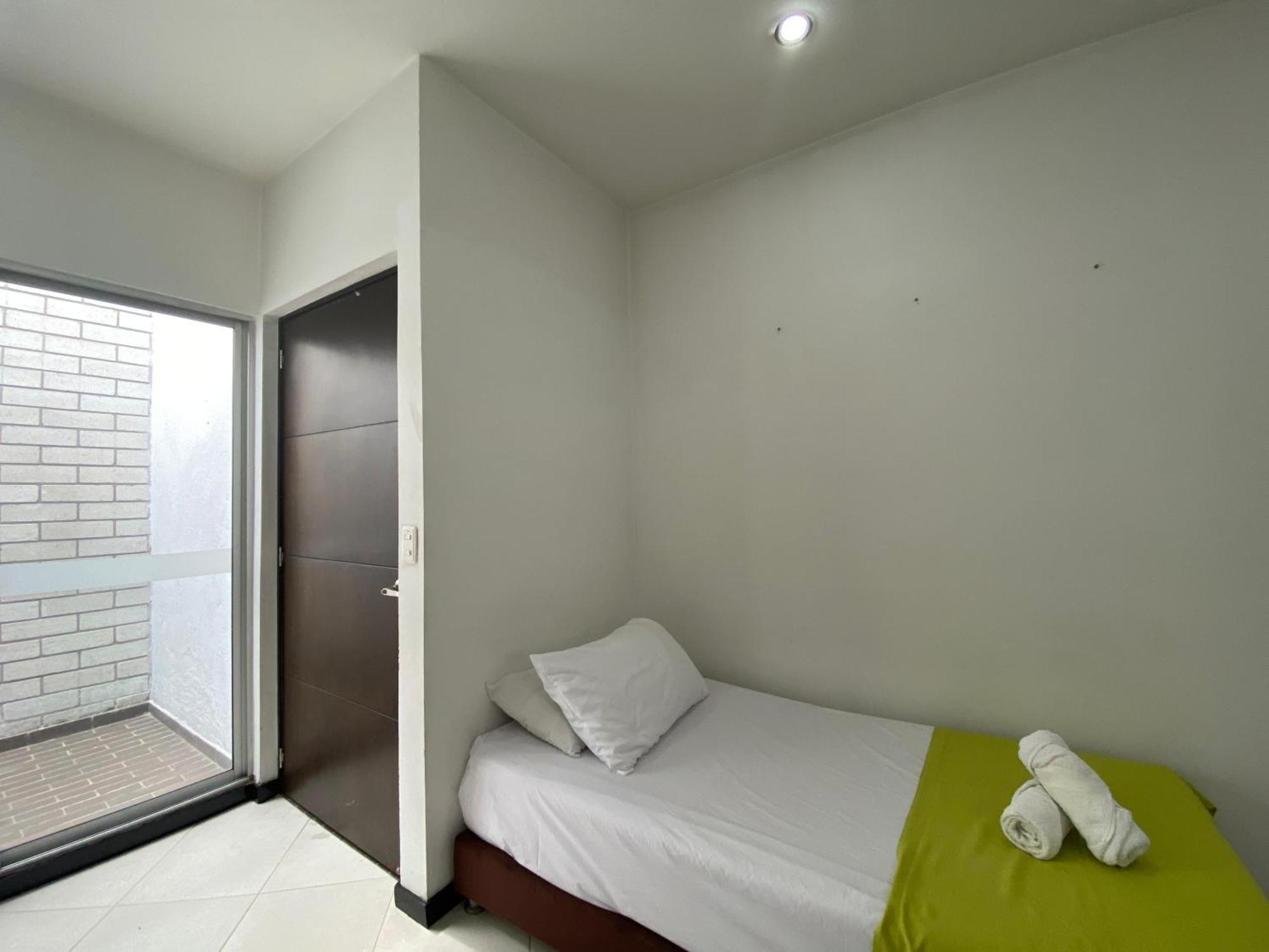 Apartaestudios Laureles Medellín Extérieur photo