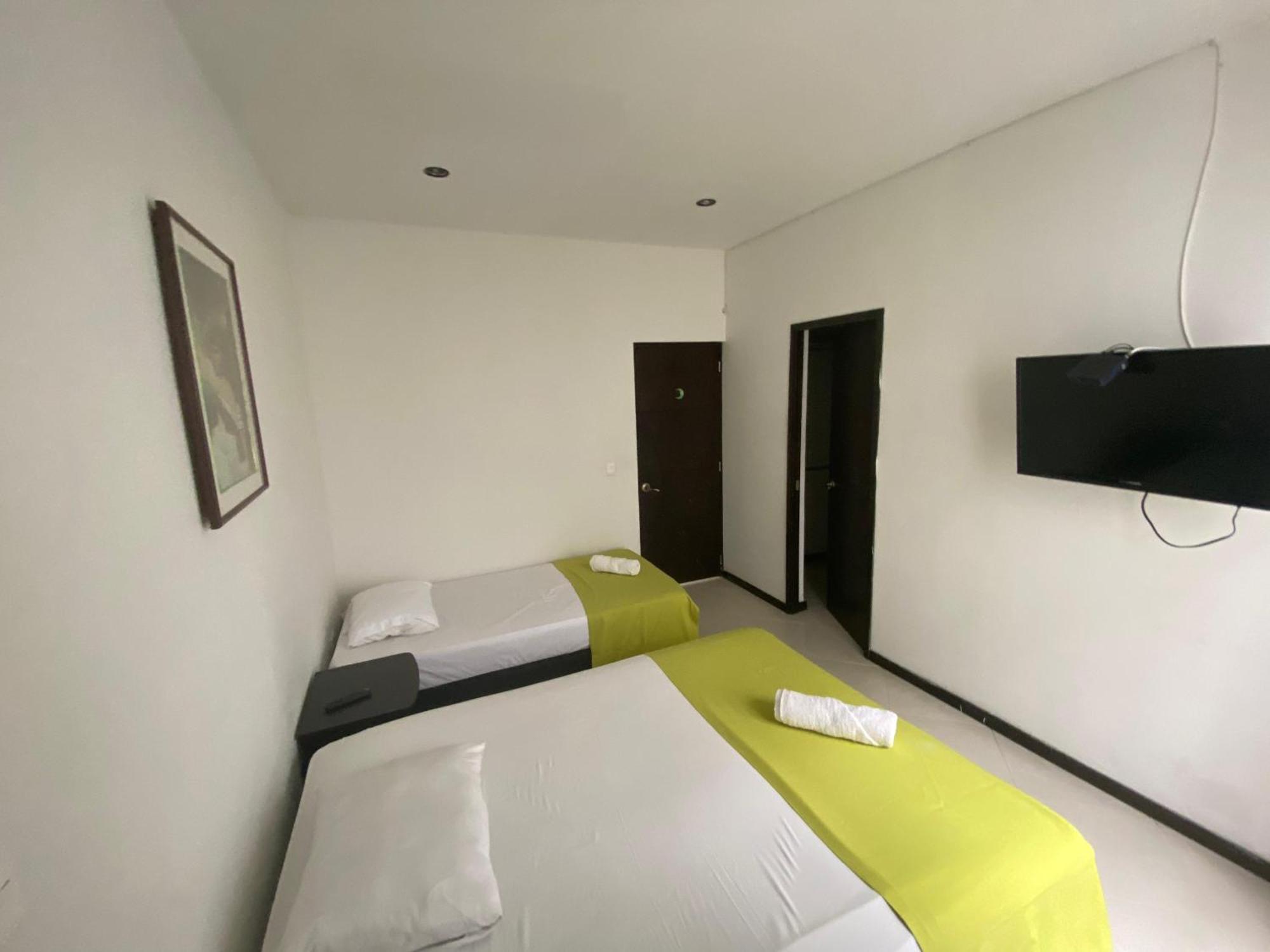 Apartaestudios Laureles Medellín Extérieur photo