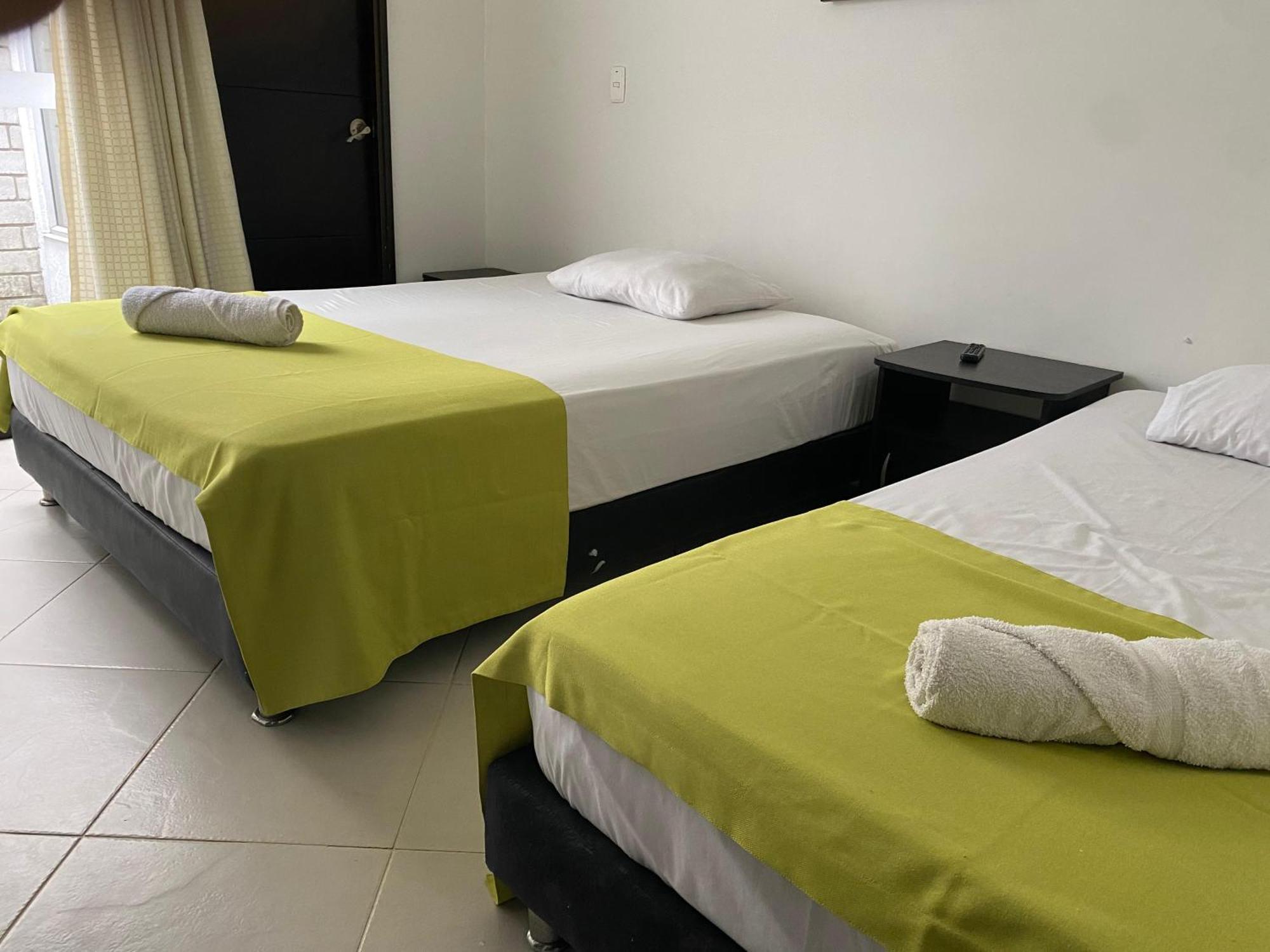 Apartaestudios Laureles Medellín Extérieur photo